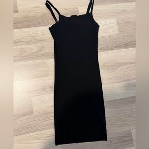 House of Harlow 1960 Black Ribbed Midi Dress - size M